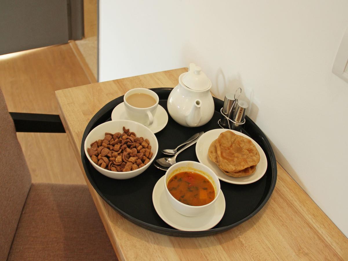 Oyo 13089 Hotel Gold Crest นาวีมุมไบ ภายนอก รูปภาพ